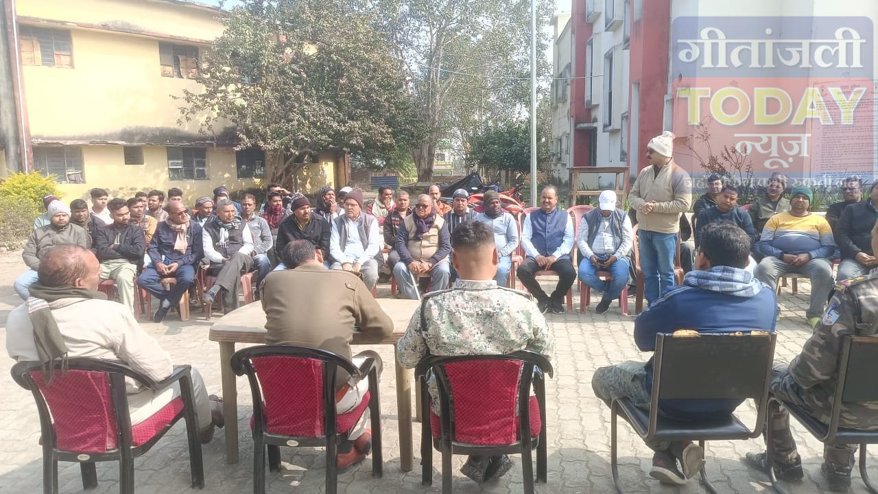 रंका थाना में सुरक्षा को लेकर व्यावसायियों की बैठक आयोजित 