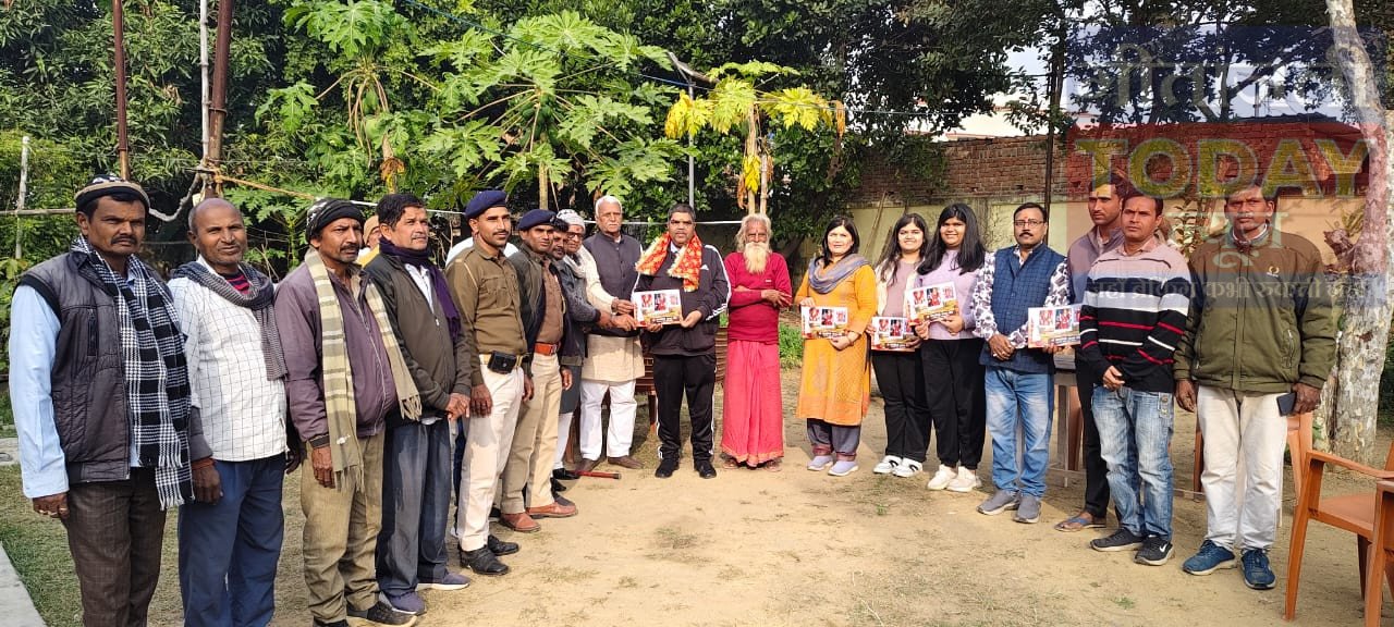 सतबहिनी झरना तीर्थ पहुंचे प्रधान जिला एवं सत्र न्यायाधीश मनोज प्रसाद, परिवार संग की पूजा