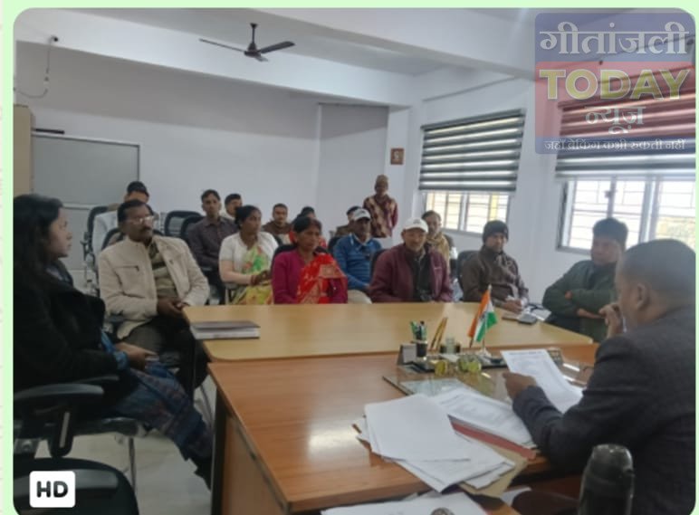 गणतंत्र दिवस 2026 की तैयारी को लेकर एसडीएम की अध्यक्षता में रंका अनुमंडल स्तरीय बैठक