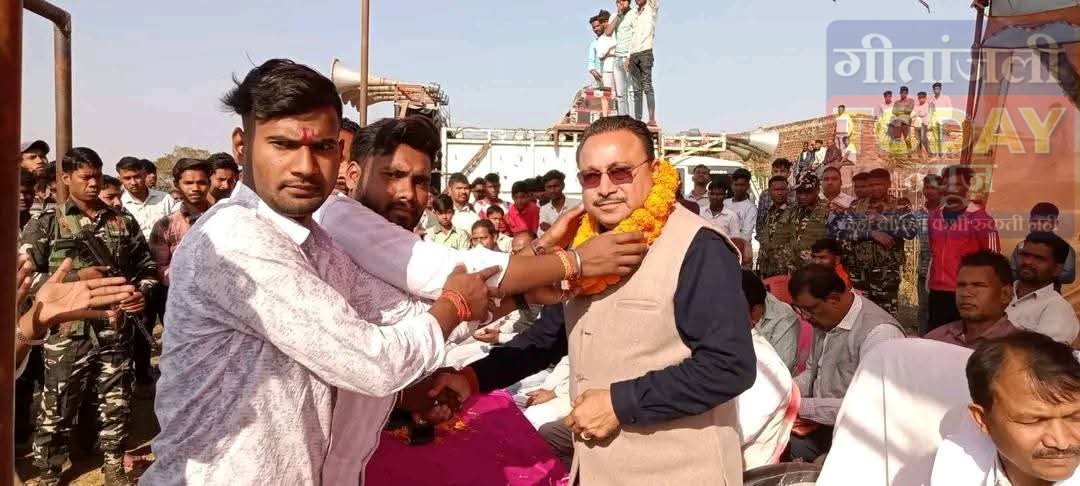 रारो स्टेडियम में क्रिकेट का रोमांच, बिरसा मुंडा कॉस्को टूर्नामेंट सीजन-2 शुरू