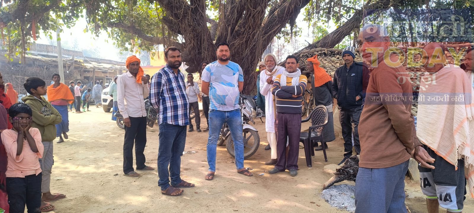 पंकज सिंह ने देवपती कुंवर के निधन पर शोकाकुल परिजनों को बंधाया ढांढस मुकुंदपुर में शोक की लहर, पंकज सिंह ने