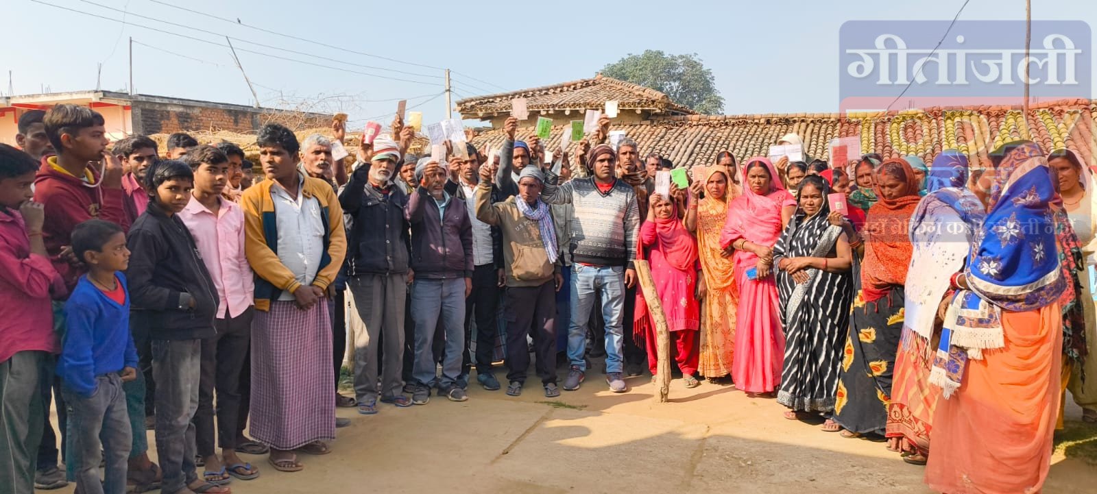 Breaking न्यूज़:गरीबों के राशन पर डाका, विरोध करने पर केस की धमकी: महिला डीलर की दबंगई से लाभुक परेशान