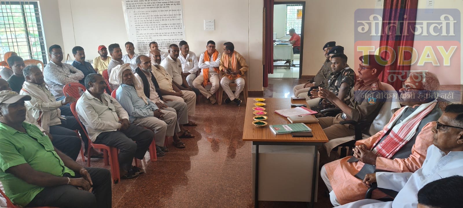 हरिहरपुर ओपी में शांति समिति बैठक: होली, रामनवमी व ईद शांतिपूर्ण मनाने की अपील