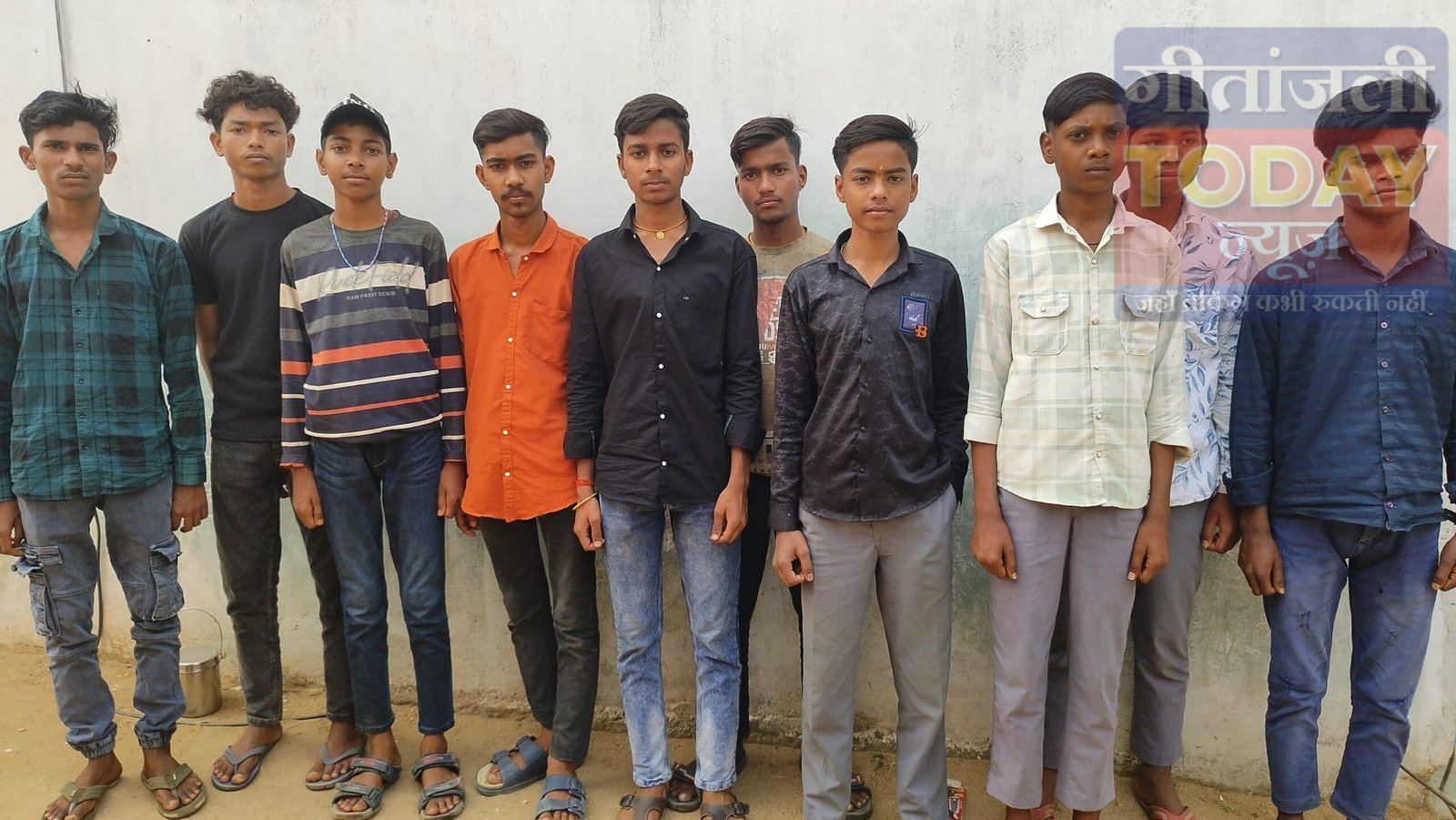 लवाहीकलां हाई स्कूल में फिर बवाल, शिक्षक पर छात्रों से सादे कागज पर साइन कराने का आरोप