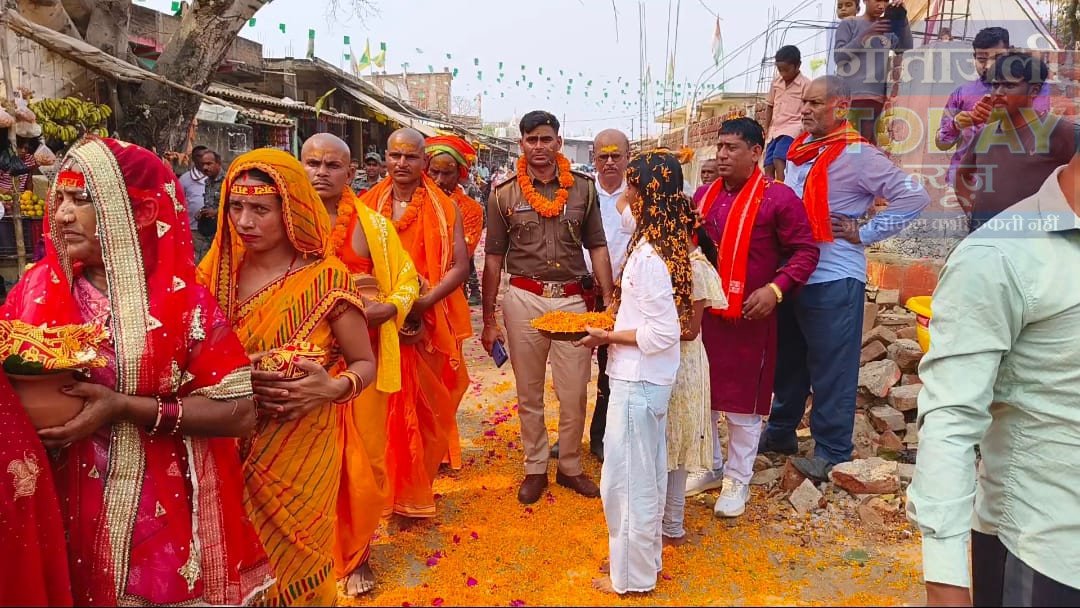 मीरचैया में भव्य कलश यात्रा के साथ 9 दिवसीय शतचंडी महायज्ञ शुरू 