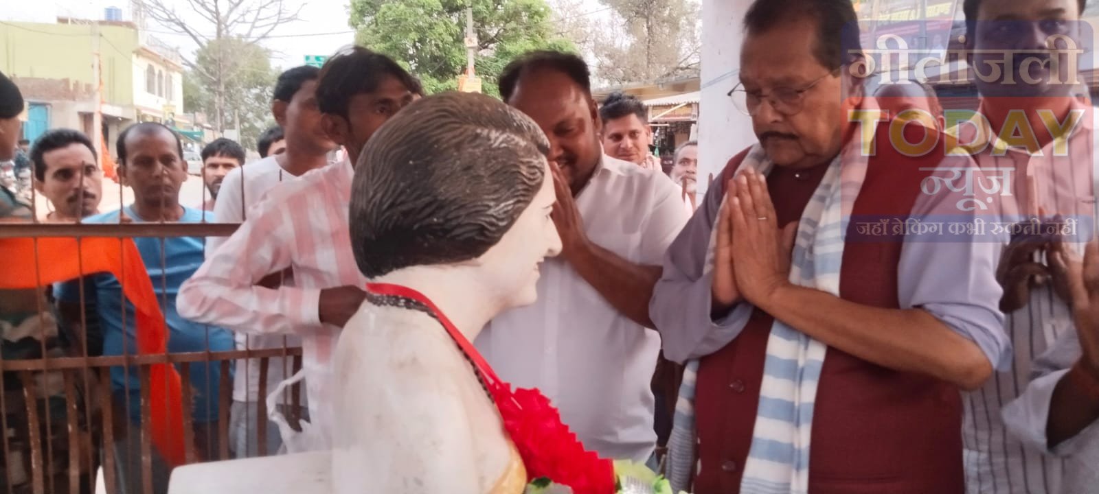 बूढ़ा पहाड़ दौरे से लौटे वित्त मंत्री राधा कृष्ण किशोर का भंडारिया में स्वागत, विकास मुद्दों पर हुई अहम बैठक