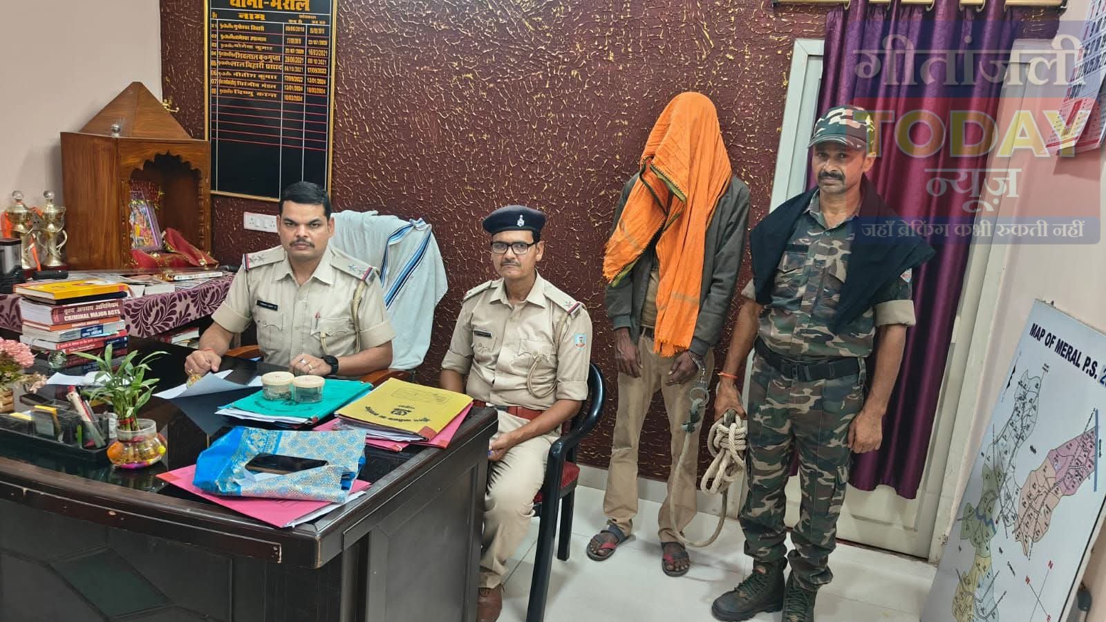 चोरी के आभूषण व नगदी संग आरोपी गिरफ्तार, गुप्त सूचना पर पुलिस की कार्रवाई