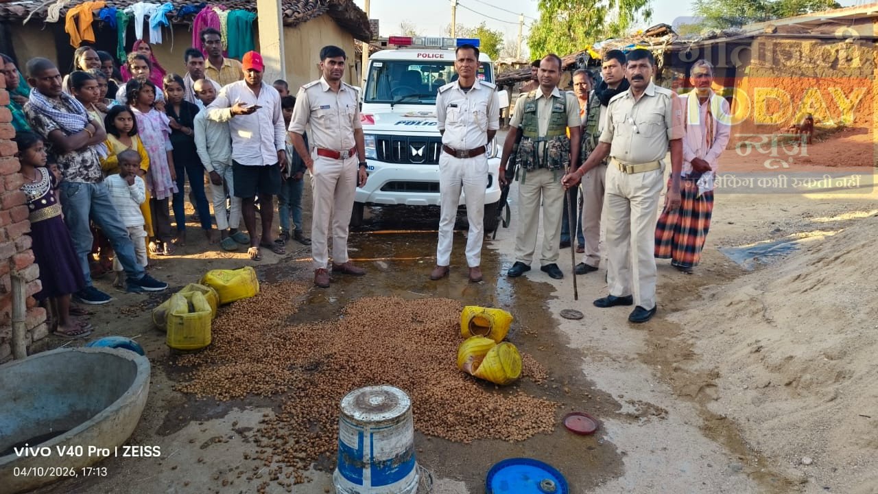 धुरकी पुलिस की बड़ी कार्रवाई: 70 किलो जावा महुआ जब्त, अवैध शराब निर्माण सामग्री नष्ट