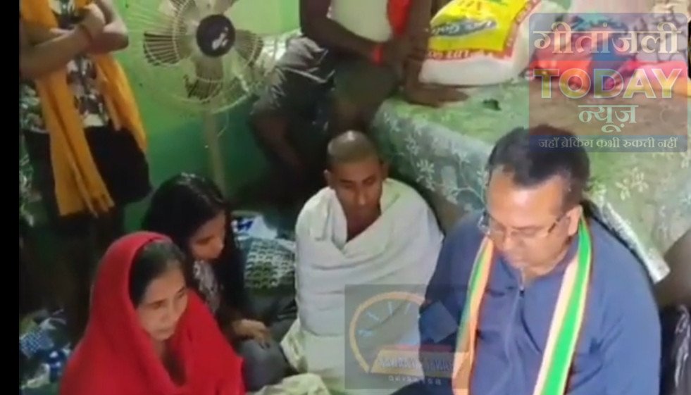 रंका में युवक की असामयिक मौत से मातम, डॉ. पतंजलि केशरी ने हरसंभव सहयोग का दिया भरोसा