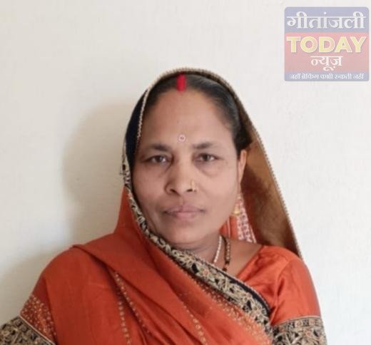 केतार अंचल कार्यालय की मनमानी: म्यूटेशन के लिए बुजुर्गों को लगाना पड़ रहा दफ्तर का चक्कर