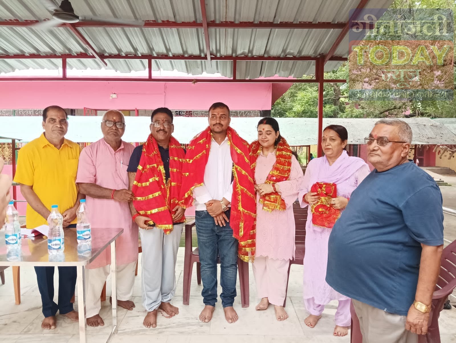 मां चतुर्भुजी शक्तिपीठ पहुंचे अनुमंडल पुलिस पदाधिकारी, सपरिवार की पूजा-अर्चना